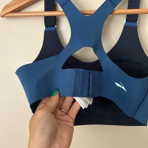 Brooks 34C sports bra - Picture 4 of 6